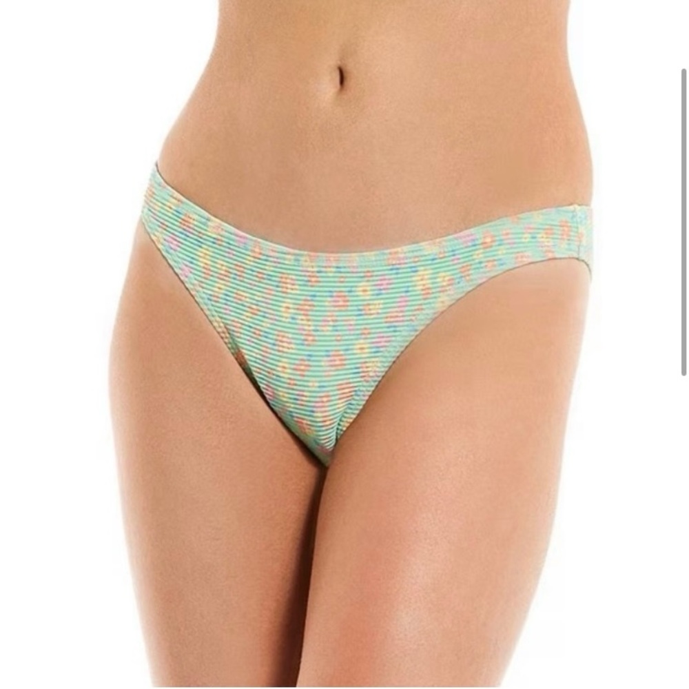 Billabong Textured Swim Bottom Final Markdown!!